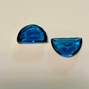 Vintage Blue Half Moon Glass Cabochons, Blue Cab, Blue Cabochon, Half Moon Cabochon, Half Moon CAB - 12 piece CAB83B