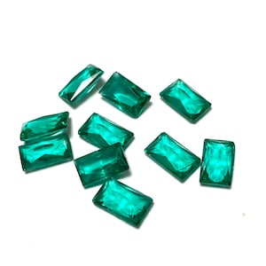 Vintage Green Rectangle Glass Cabochon, Green CAB, Green Cabochon, Rectangle CAB, Rectangle Cabochon, Czechoslovakia CAB, 30 pieces CAB442G