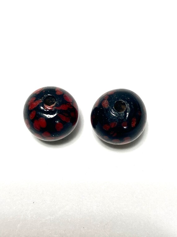 Glass Beads Red and Black Round 10MM 