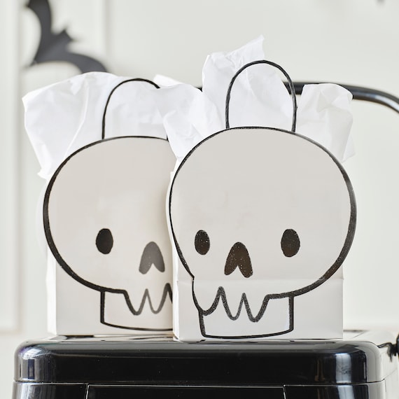 6 Skull Halloween Party Bags, Trick or Treat Bags, Halloween Party Bags, Pastel Halloween Decor, Halloween Sweet Bags, Halloween Birthday