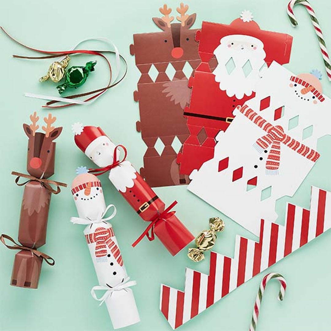 6 DIY Christmas Cracker Kit, Personalised Crackers, Rose Gold Crackers, Fill Your Own Crackers
