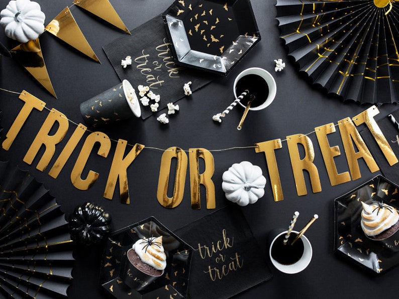 Halloween Birthday, Trick or Treat Banner Trick or Treat Bunting Halloween Party Halloween Decorations Halloween Backdrop