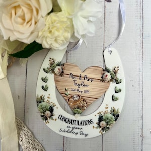Personalised Lucky Horseshoe Wedding Gift, Wedding Gift, Just Married Gifts, Wedding Keepsake, Custom Wedding Gift, Good Luck Gift