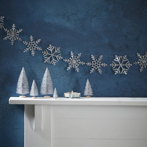 Silver Glitter Snowflake Garland, Silver Christmas Decor, Christmas Bunting, Snowflake Backdrop, Holiday Season Decor, Modern Christmas