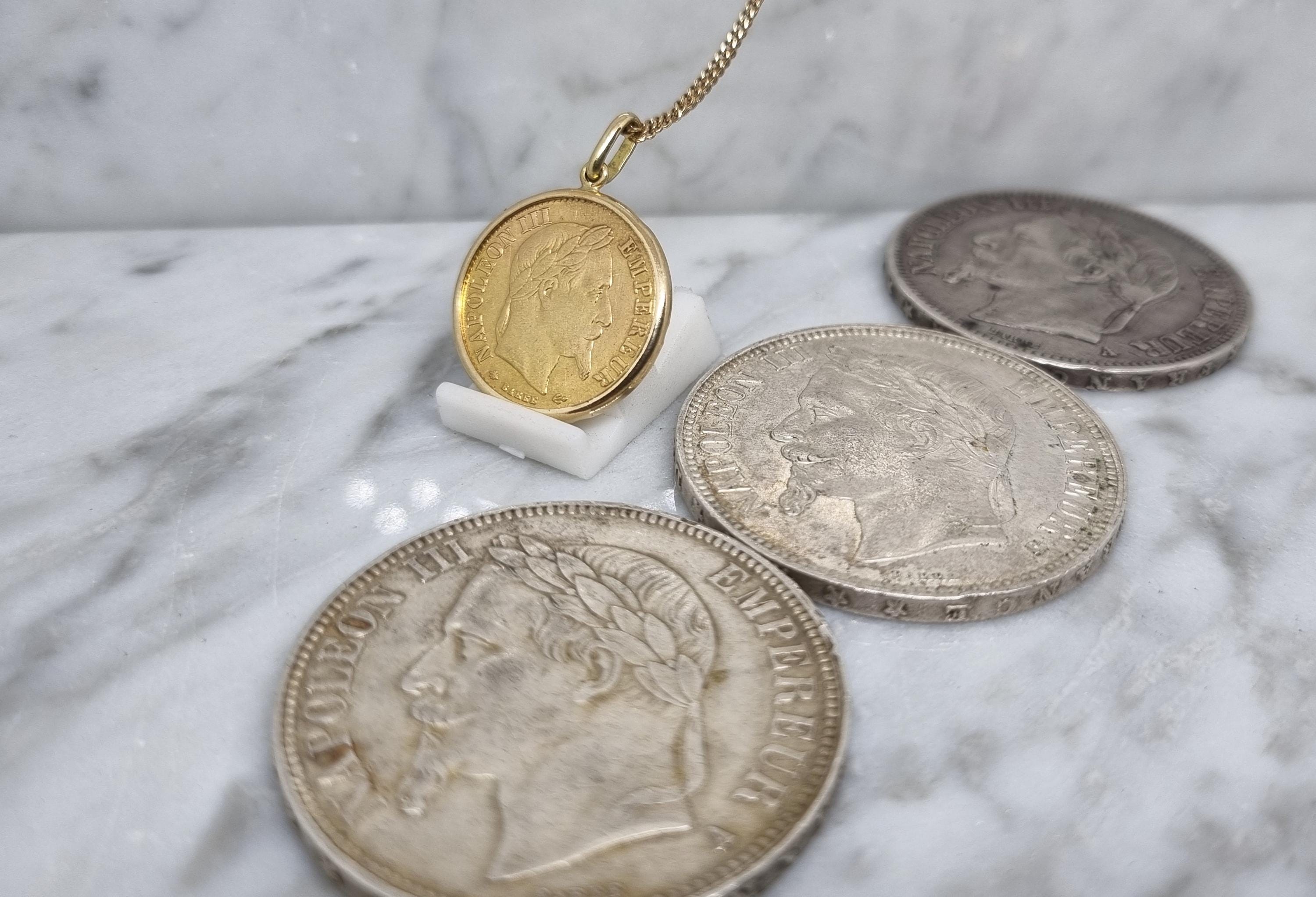 Pendentif Reproduction 10 Francs Napoléon III En Or 18k - Poids 3 à 3.2 Grammes - Occasion