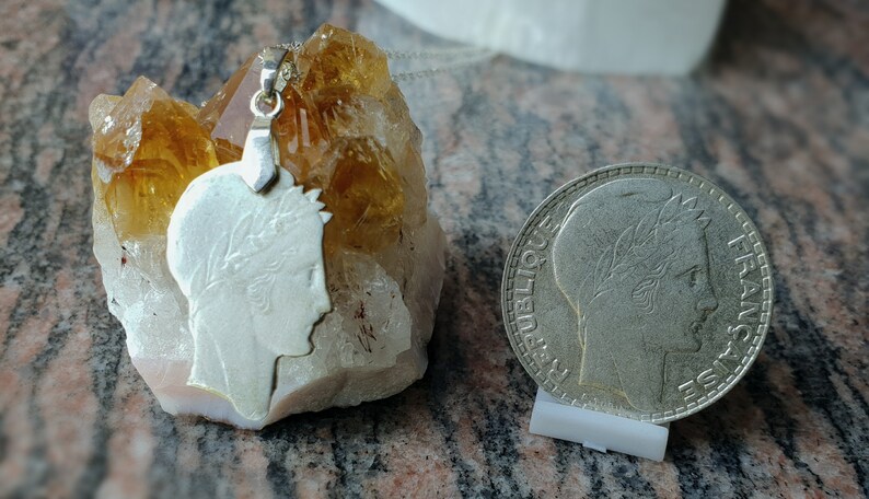 Coin pendant 10 Francs Turin in hand-cut silver