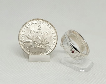 Coin ring 2 Francs Semeuse in silver alliance style with engraving set with a ruby (corner ring)