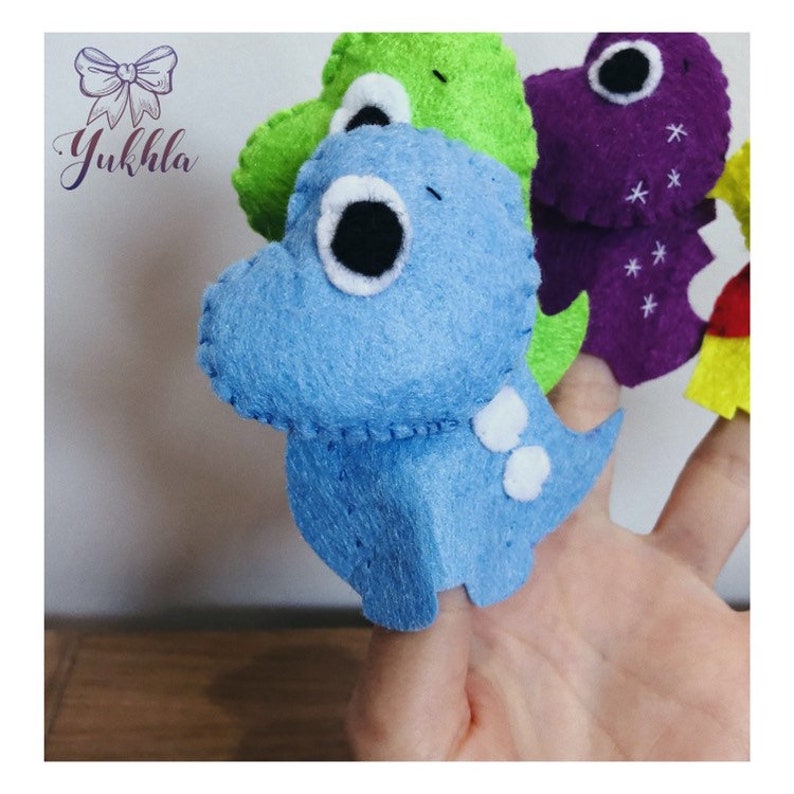 Finger puppets Activity toy Educational game Educational nursery Toddler game Dinosaurs Dinosaurs toy Pretend play Puppets children Puppets