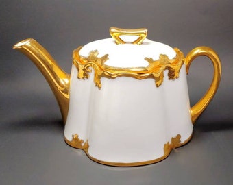 Antique Art Deco Bavaria Teapot