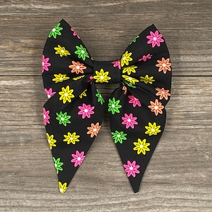 Flower Dog Collar Bow, Summer Dog Collar Bow, Spring Dog Bow, Girl Dog Bow, Dog Sailor Bow