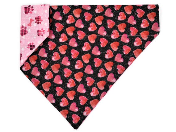 Valentine Dog Bandana Over the Collar Valentie/'s Day Donuts Hearts