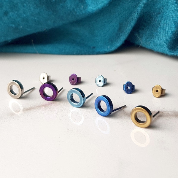 Titanium Circle Stud Earrings. Gold Silver Purple Light & Dark Blue, 8mm Wide. Hypoallergenic and Nickel Free Pure Titanium.