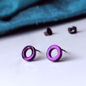 Titanium Purple Circle Stud Earrings, 8mm Wide. Hypoallergenic and Nickel Free Pure Titanium.