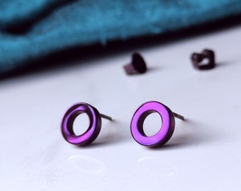Titanium Purple Circle Stud Earrings, 8mm Wide. Hypoallergenic and Nickel Free Pure Titanium.