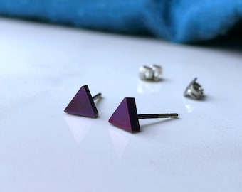 Purple Titanium Triangle Stud Earrings – 5mm Hypoallergenic, Pure Nickel-Free Modern Jewellery