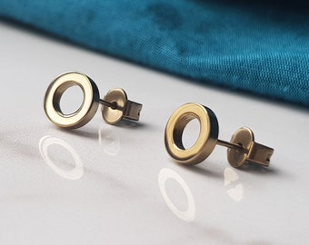 Titanium Gold Circle Stud Earrings, 8mm Wide. Hypoallergenic and Nickel Free Pure Titanium.