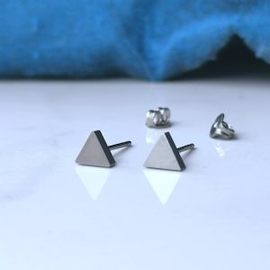 Titanium Silver Grey Triangle Stud Earrings, 5mm Wide. Hypoallergenic and Nickel Free. Simple Pure Titanium Modern Studs.
