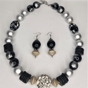 Black and Silver Wood& Stone Necklace and Earring Set