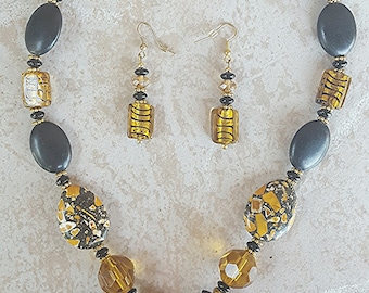 Black and Brown  Necklace and Earring Set