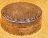 800 Silver Round Pill Snuff Box Marked Star 1900 VI