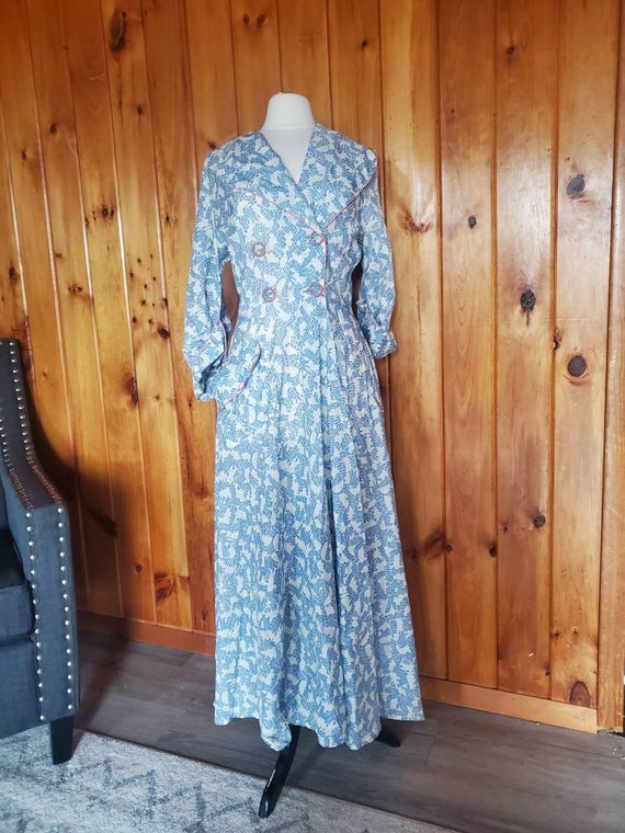 1940s dressing gown by campus girl hostess dress … - image 1
