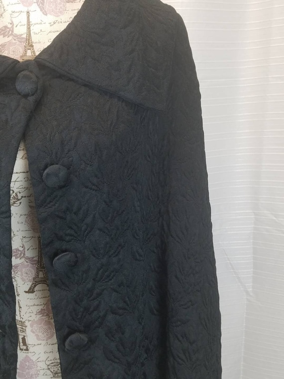 Vintage cape embroidered specialty house  cloak 1… - image 2