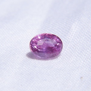 Pink Sapphire Engagement  | A Natural Alternative to Lab Diamonds, Pink Sapphire for a Engagement Ring or Promise Ring