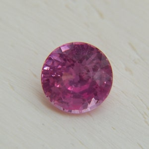 Anello di fidanzamento con zaffiro rosa come promessa fatta a te: incarta questo zaffiro rosa come regalo di fidanzamento senza tempo da incastonare in un anello di promessa