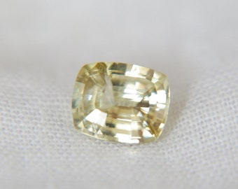 Vivid Yellow Sapphire, cushion cut, for your sapphire engagement ring, gold wedding ring, gold wedding jewelry