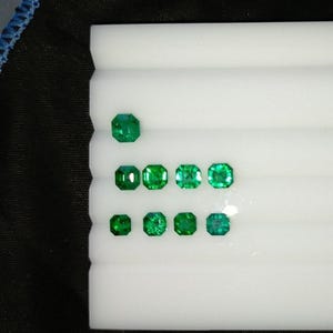 Natural Green Emerald with Octagon cut, Perfect for Halo Setting jewelry as wedding gift - Beautiful Octagon cut Green Emerald