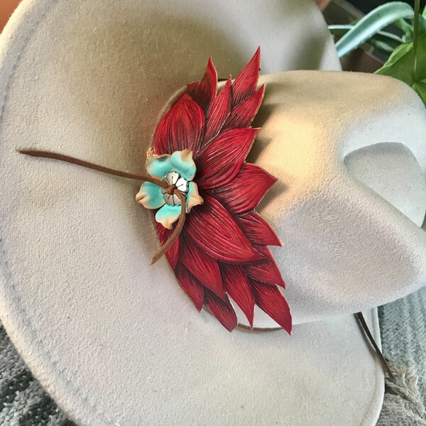 Jonc fleuri western en cuir rouge rustique