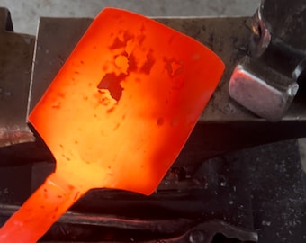 Hand forged one piece spatula