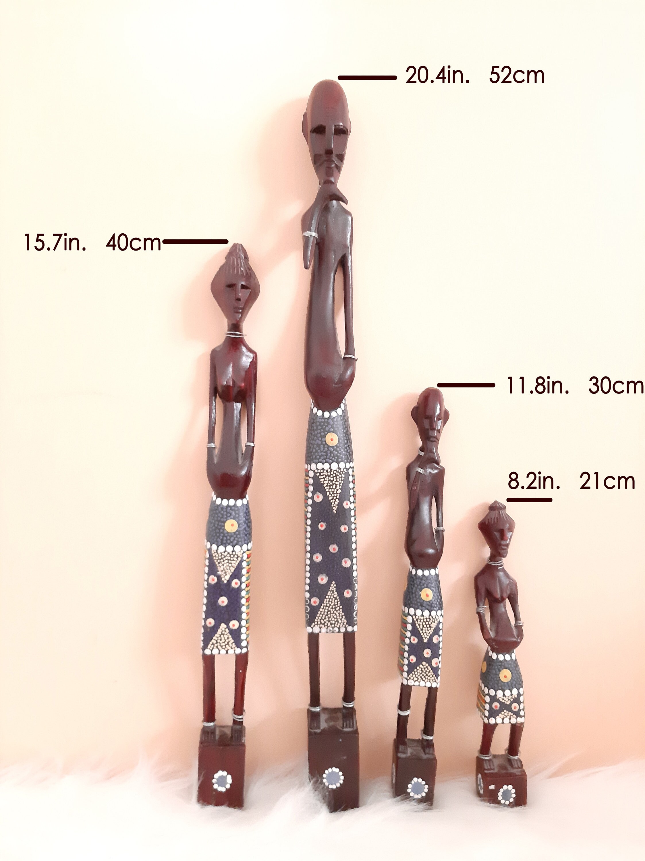 Anciennes Statues Africaine en Bois, Famille Masaï, Bois Coloré, Kenya, Forme Épurée, Aspect Contemp
