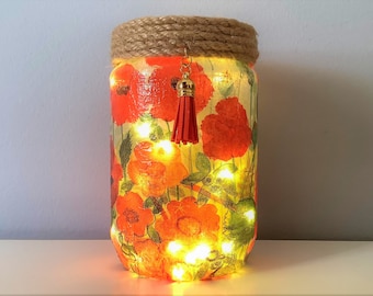 Handgjord vallmolykta, blommig decoupage ljusstake