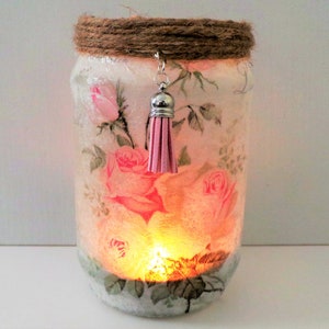 Bougeoir roses roses, veilleuse en pot de roses, shabby chic, décoration d'intérieur de style vintage, cadeau de serviettage, cadeau pour maman, lumière de la chambre, pot floral
