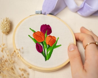 Flower embroidery, wall decoration, art, women's gift, flower embroidery, embroidery hoop, home decor