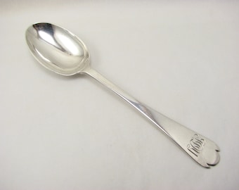 Late 19th Century Sterling Silver Trefid Spoon by Wakely and Wheeler, London 1898, 15.7 cm