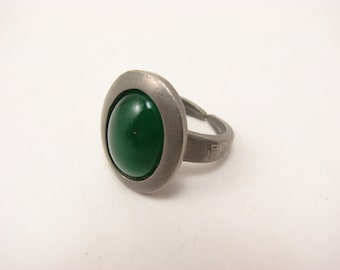 Bent Larsen Danish Pewter Ring with Green Glass, signed, Made in Denmark, Modernist, Starts from US 6 / UK L 1/2 (adjustable)