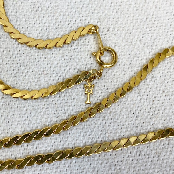 Crown Trifari Gold tone Serpentine Chain Necklace… - image 3