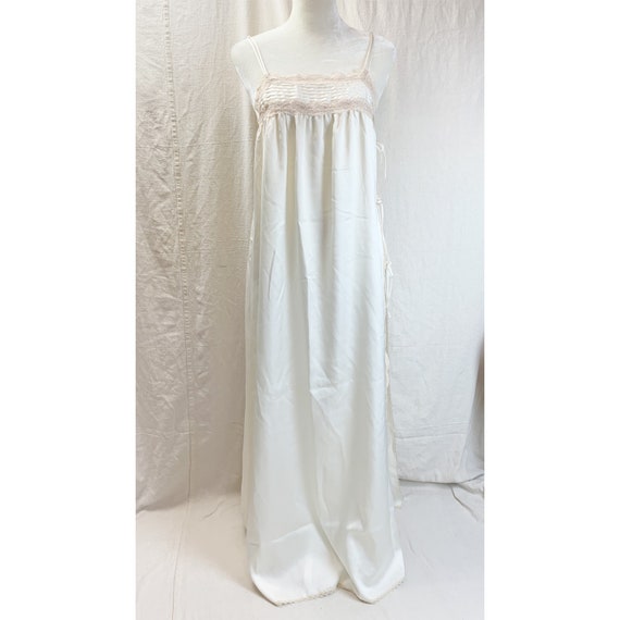 Vintage 80s Miss Elaine Side tie Nightgown - image 1