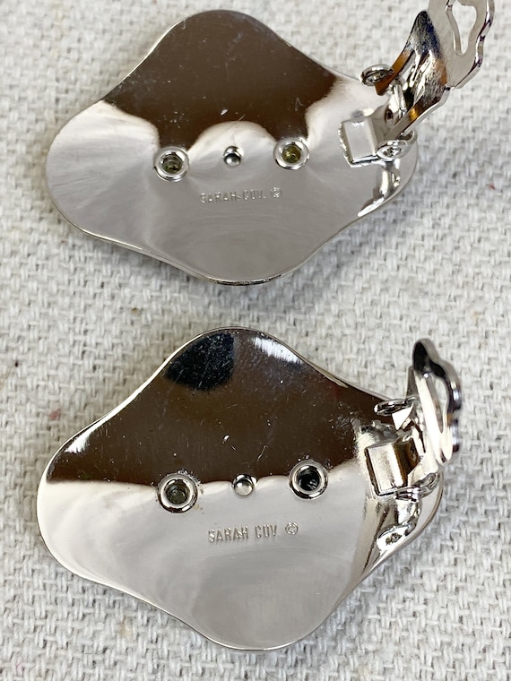 Sarah Coventry Cleopatra Clip Earrings 1972 Silver - image 8