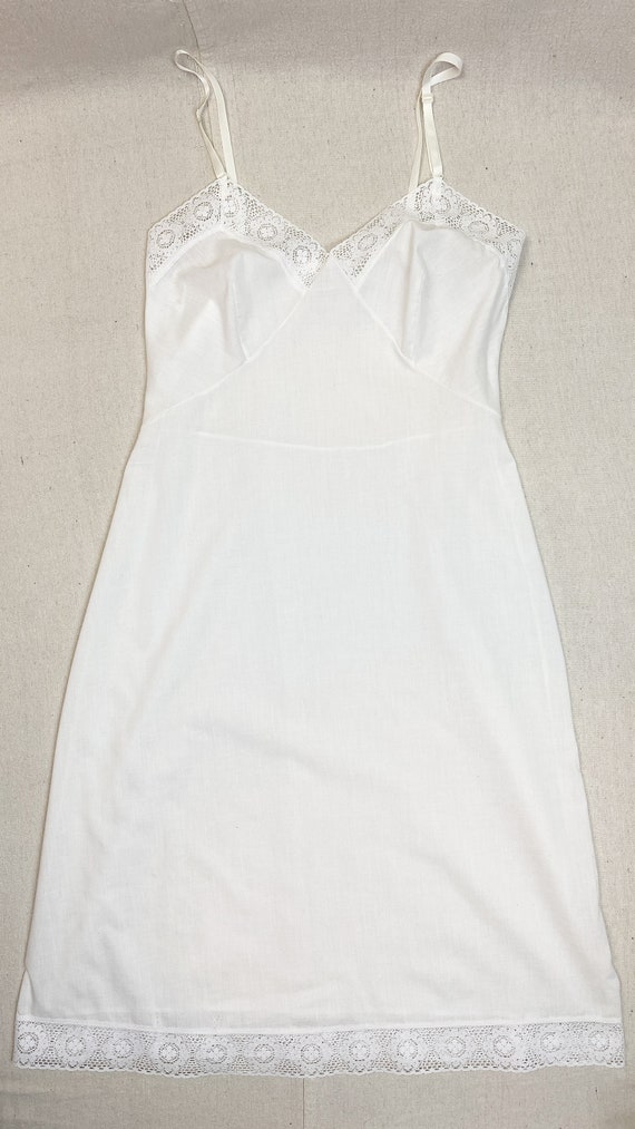 70s White Lace Trim Cotton Blend Nightgown by Vel… - image 4