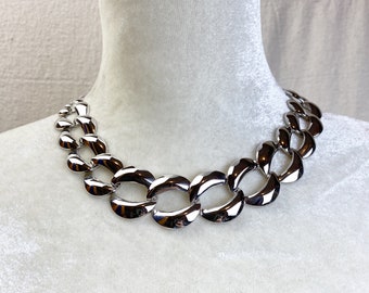 Napier 1980s Silver Chunky Graduated Link Chain Choker Necklace