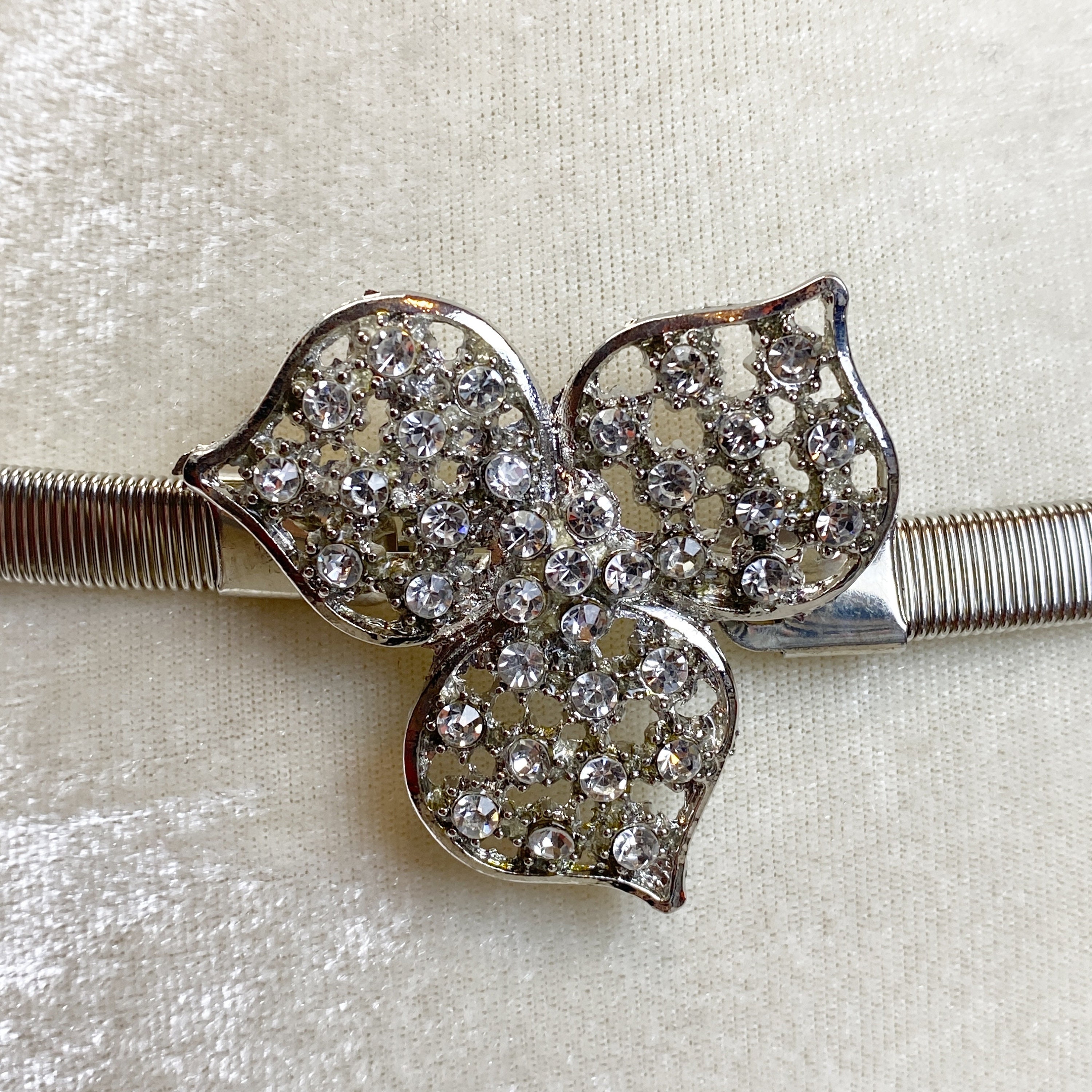 Rhinestone Flower Buckle Silver Tone Skinny Slinky Metal  display picture 1