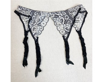 90’s Lily of France by Delores Black white Lace Garter Belt