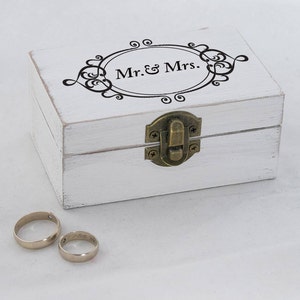 Mr. & Mrs. Wedding ring box, White Ring Bearer Box, Personalized wedding box, Custom ring box, Ring pillow, Ring Box White Ring Holder