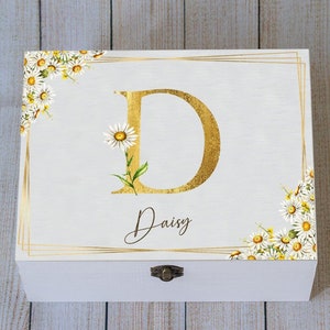 Boîte souvenir marguerite personnalisée | Grande boîte en bois avec nom | Boîte souvenir monogramme | Cadeau floral d'anniversaire ou de remise des diplômes | Souvenir personnalisé