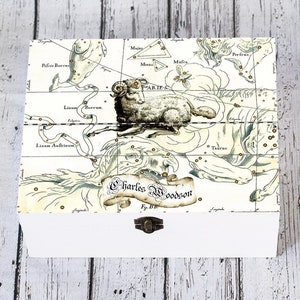 Widder Sternzeichen Box - Himmlische Holzkiste Andenken - Astrologie Erinnerungskiste - Widder Sternzeichen Geschenk - Geburtstags- oder Weihnachtsgeschenk