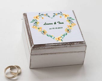 Custom Ring box White Wedding box Ring bearer box Floral Wreath wedding ring box Еngagement ring box Wood ring box Ring Holder, Proposal box