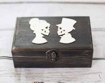 Gothic Ringträger Box, Schädel Hochzeit Ring Box, personalisierte Hochzeit Black Box, Day of the Dead Ring Box, Verlobungsbox, Halloween Hochzeit